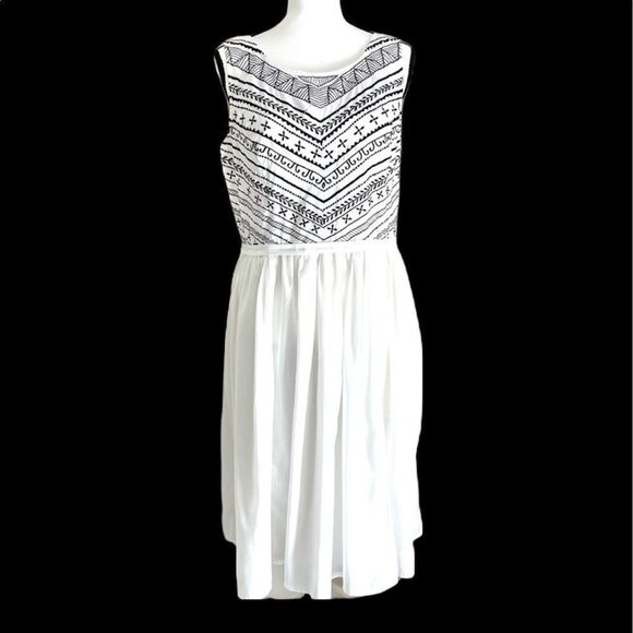 EShakti Embroidered Midi White/Black Dress - Picture 1 of 7
